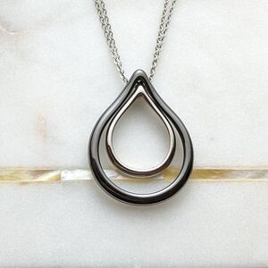 Double teardrop necklace
